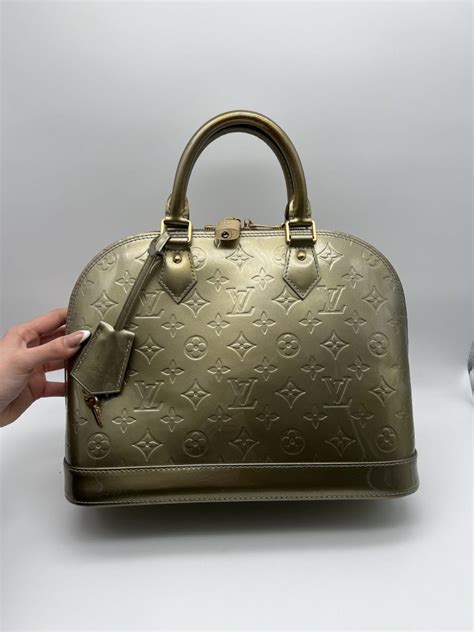 borsa alma vernice nera louis vuitton|borse louis vuitton alma vintage.